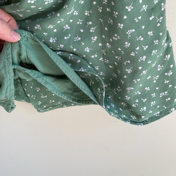 Green Floral Sundress - Picture 4 of 5